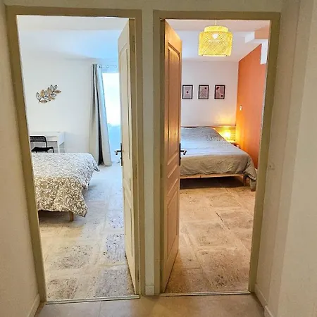 New! Wifi, Netflix Le Refuge Des Berges * Beaucaire (Gard)